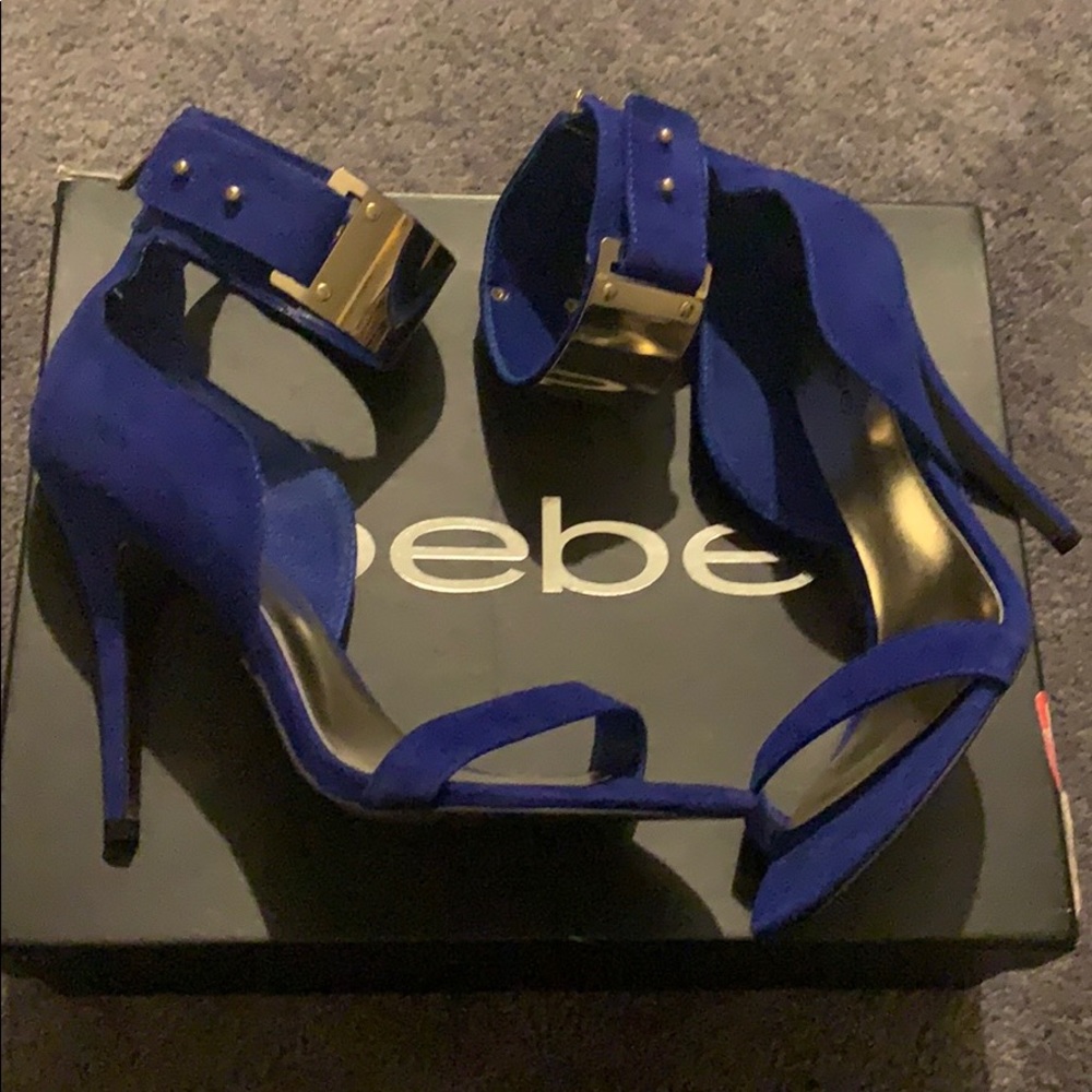 Bebe heels size 8 new